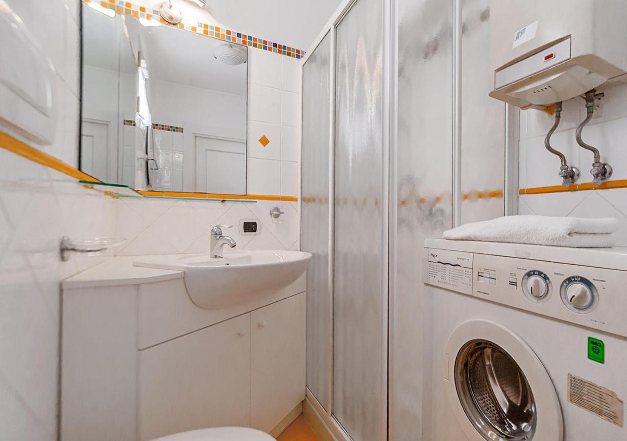 Murphy Holiday Home - Flat House 302 ลามัดดาเลนา ภายนอก รูปภาพ